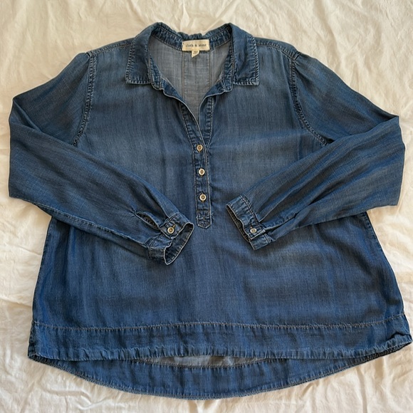 Cloth & Stone 💖 Cute denim top. EUC from Anthropologie. - Picture 2 of 14